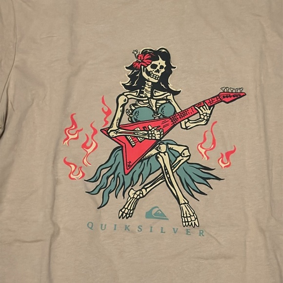 Quicksilver Hot Motion Graphic Shirt Size Small New With Tags - Picture 3 of 7